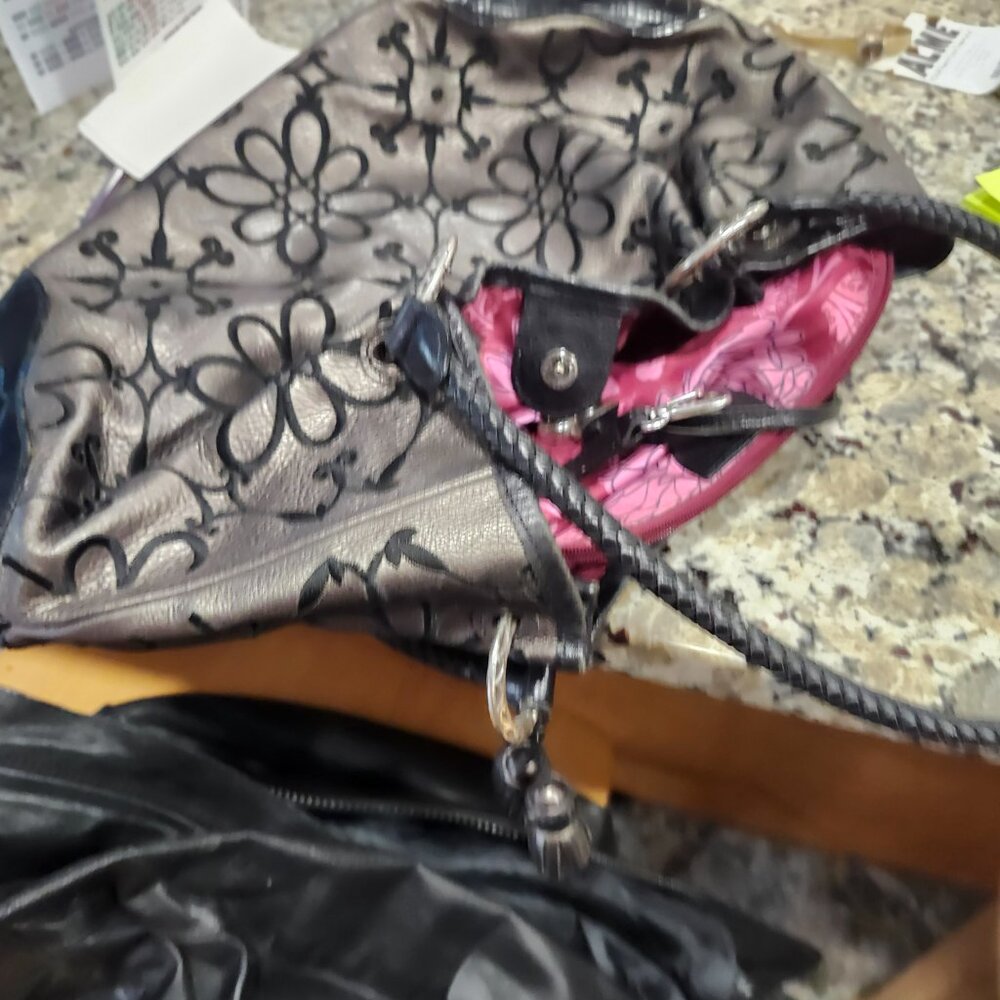 Purse - Picture 3 of 3